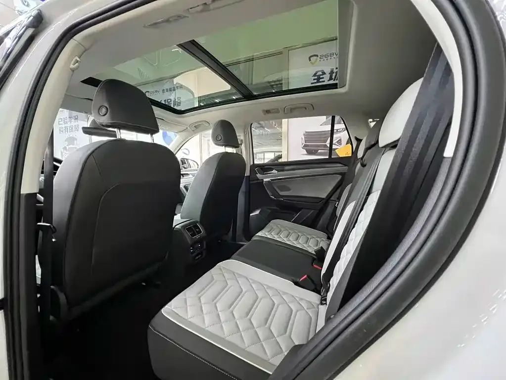 Volkswagen Tayron 2022 из CN, фото 8