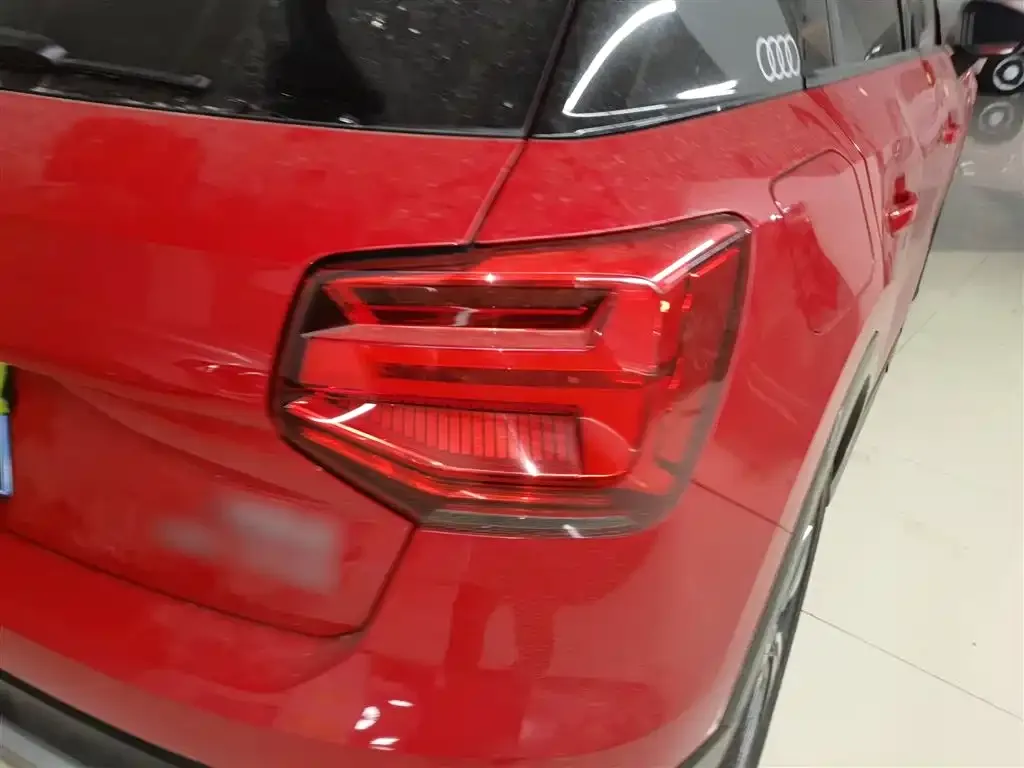 Audi Q2L 2021 из CN, фото 8