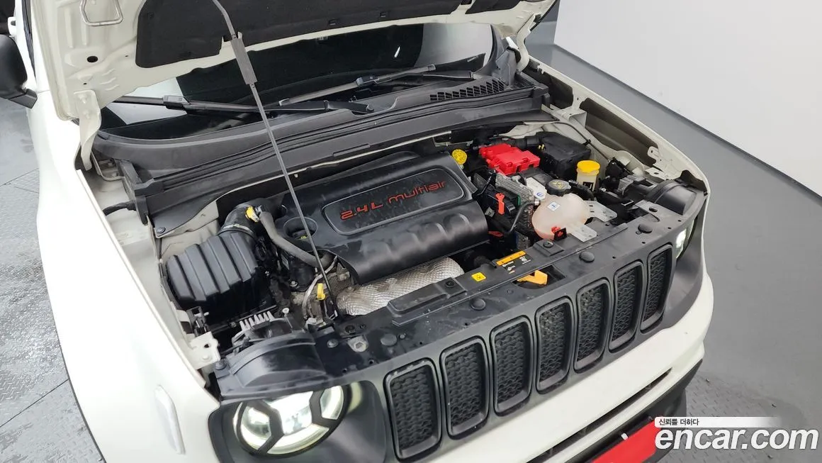 Jeep Renegade 2021 из KR, фото 9