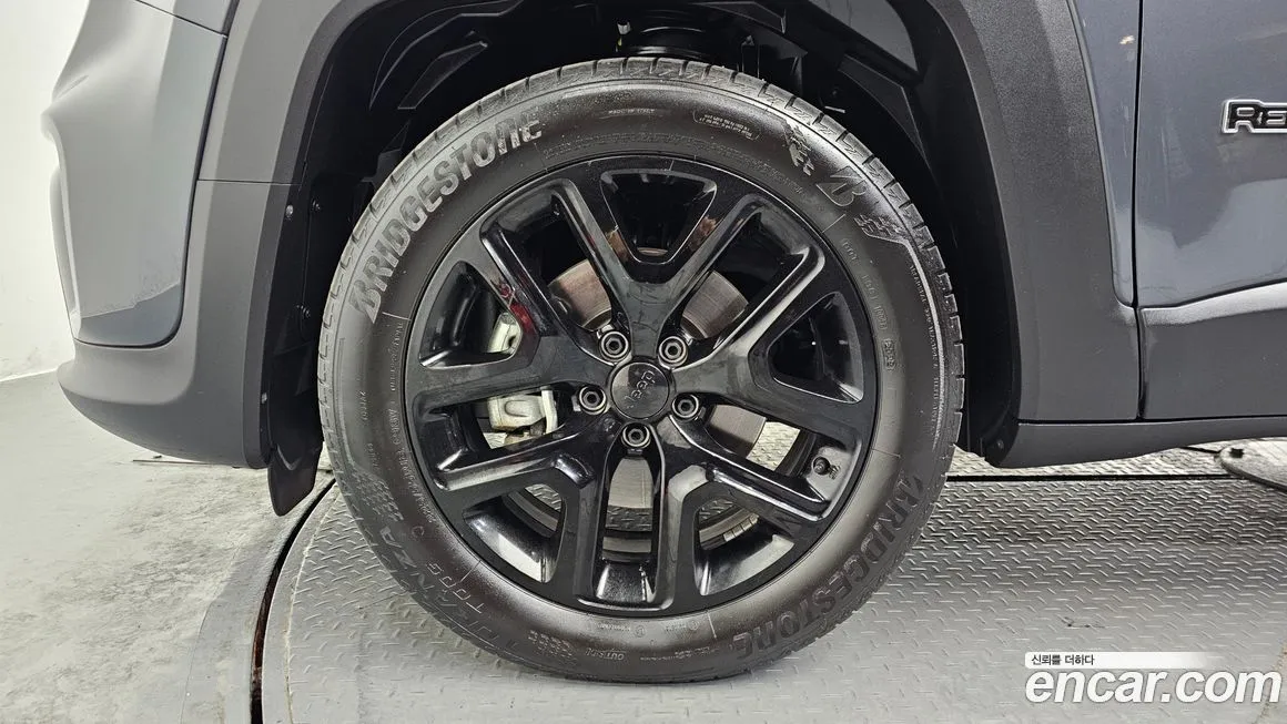 Jeep Renegade 2022 из KR, фото 5