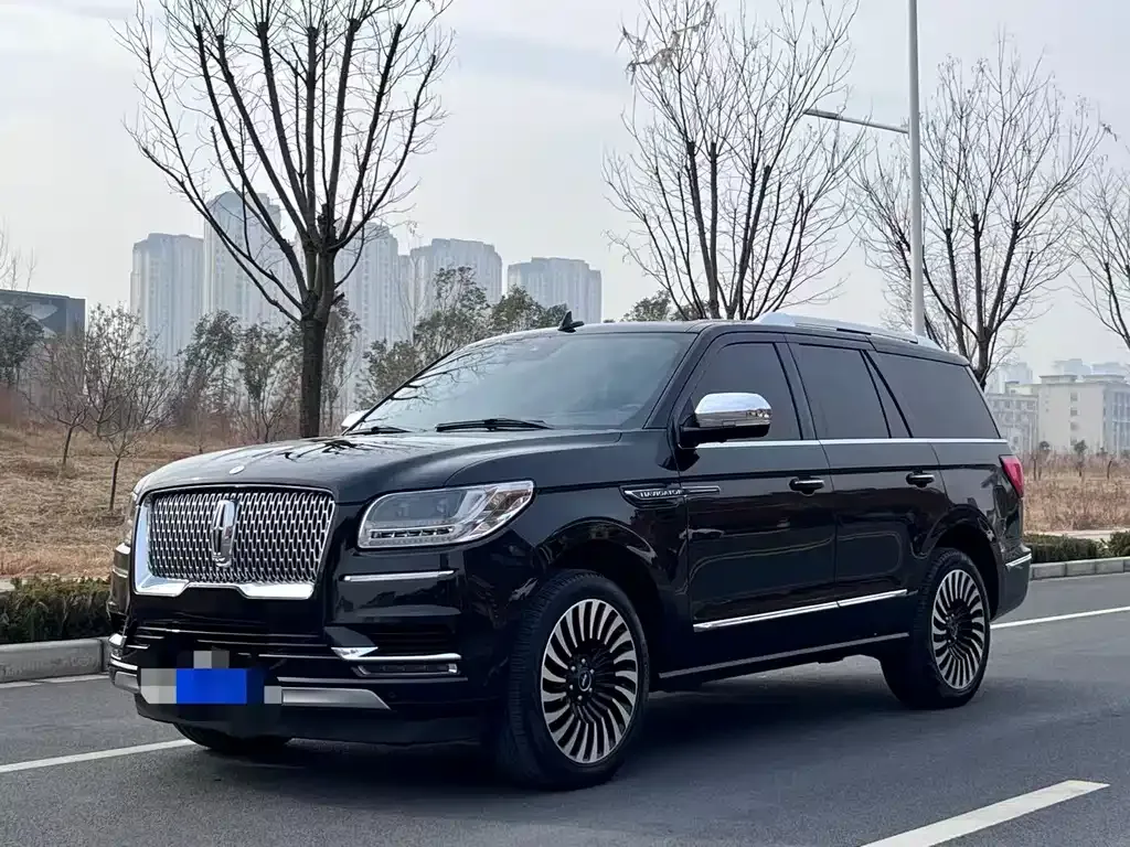 Lincoln Navigator 2022 из CN, фото 1