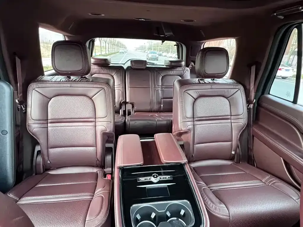 Lincoln Navigator 2022 из CN, фото 3