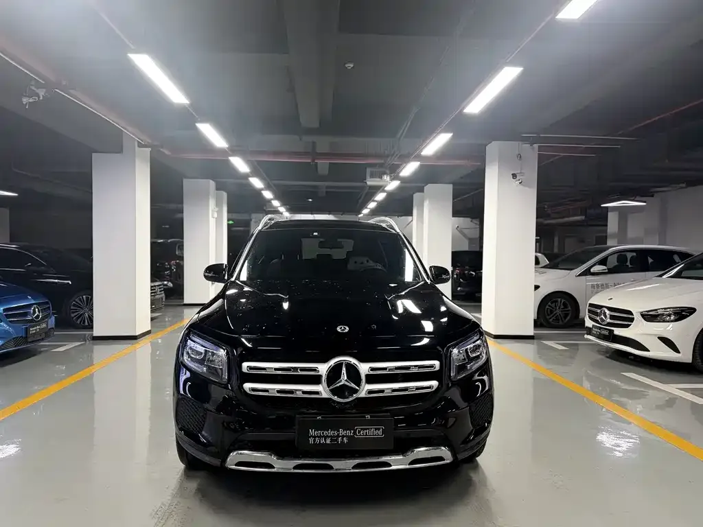 Mercedes-Benz GLB — фото 10