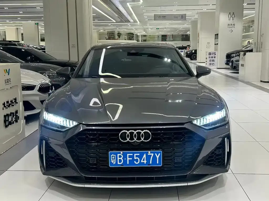 Audi A7 2021 из CN, фото 2