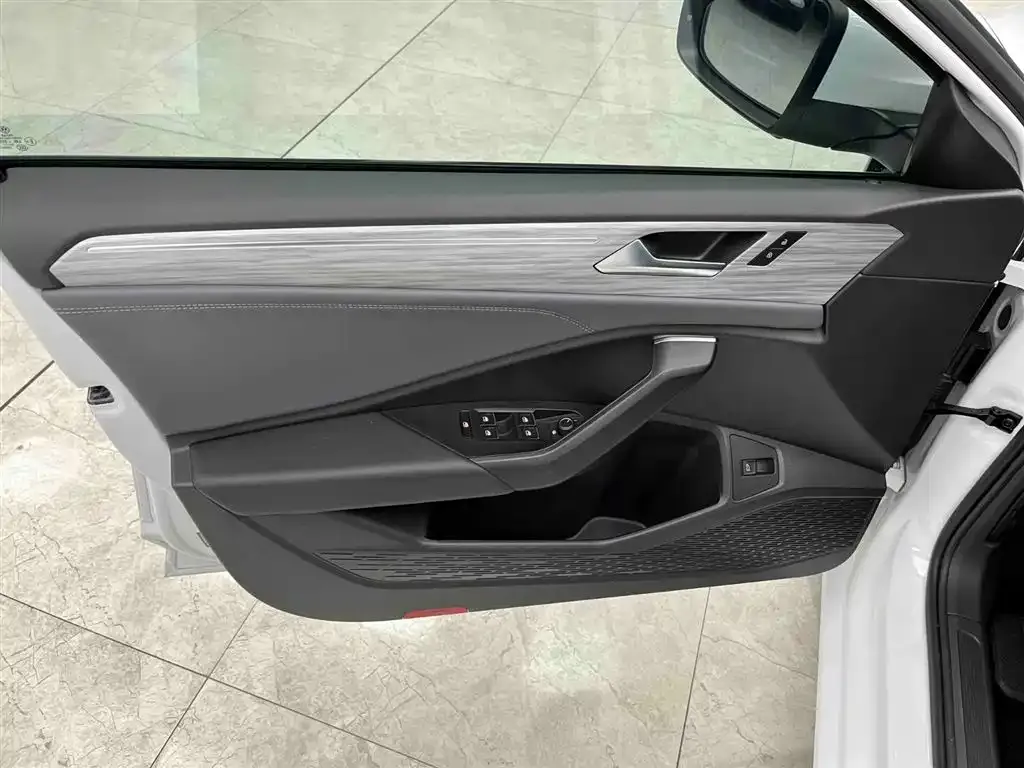 Volkswagen Sagitar 2022 из CN, фото 3