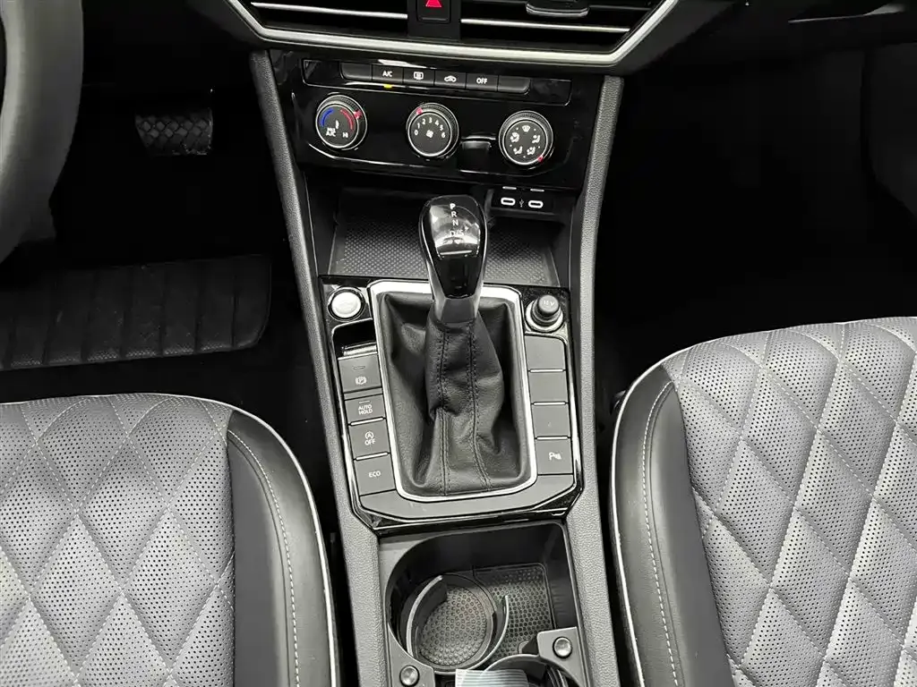 Volkswagen Sagitar 2022 из CN, фото 7