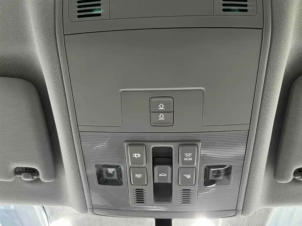 Volkswagen Sagitar 2022 из CN, фото 9
