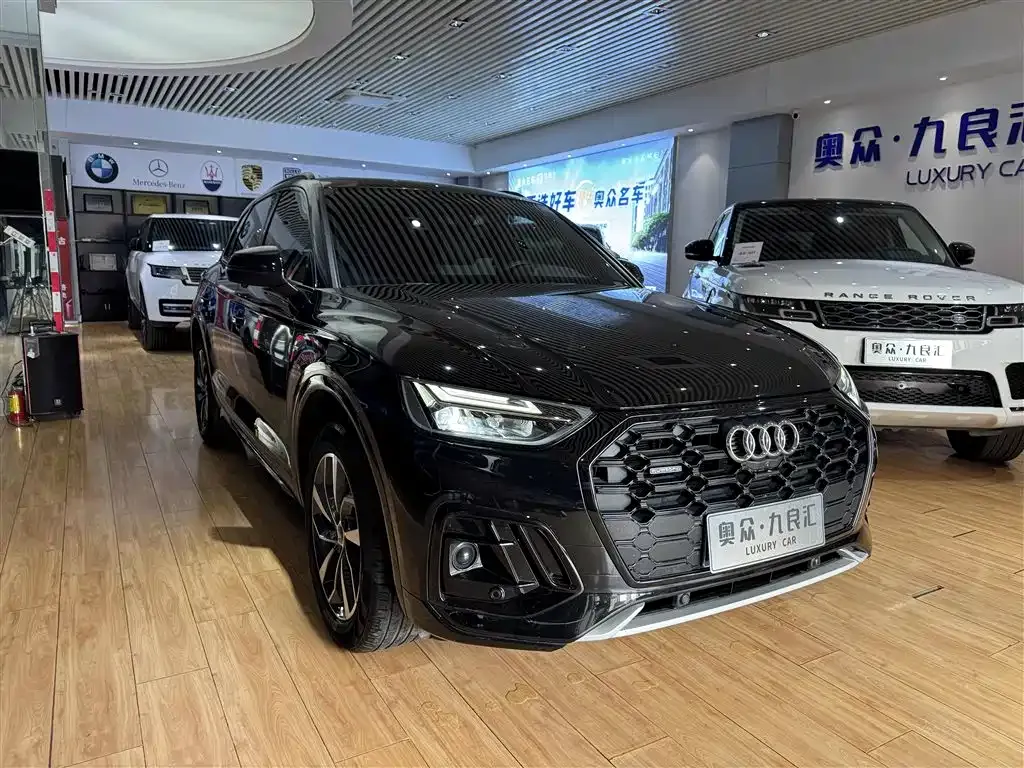 Audi Q5L 2023 из CN, фото 1