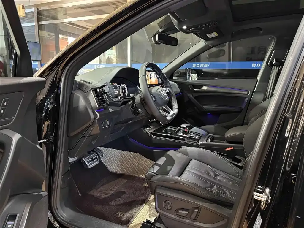 Audi Q5L 2023 из CN, фото 8