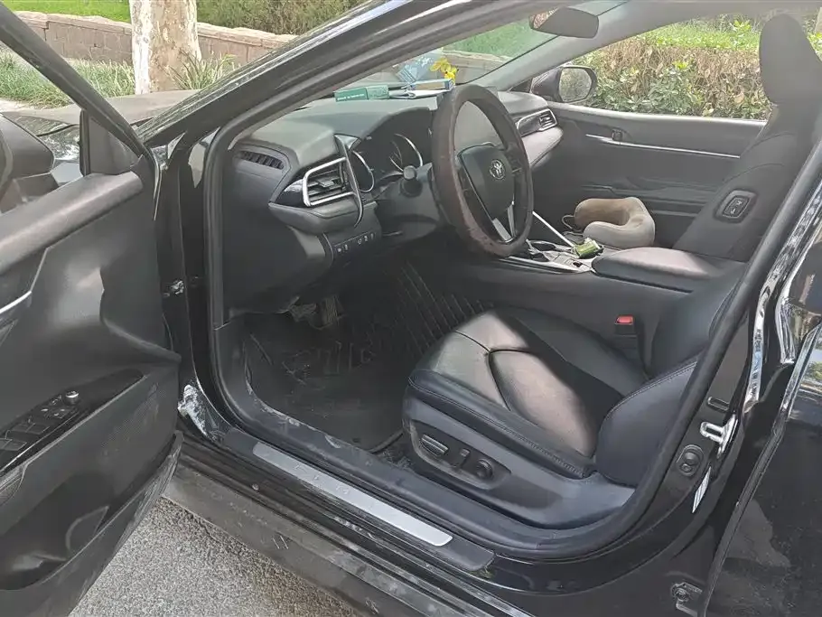 Toyota Camry 2021 из CN, фото 6