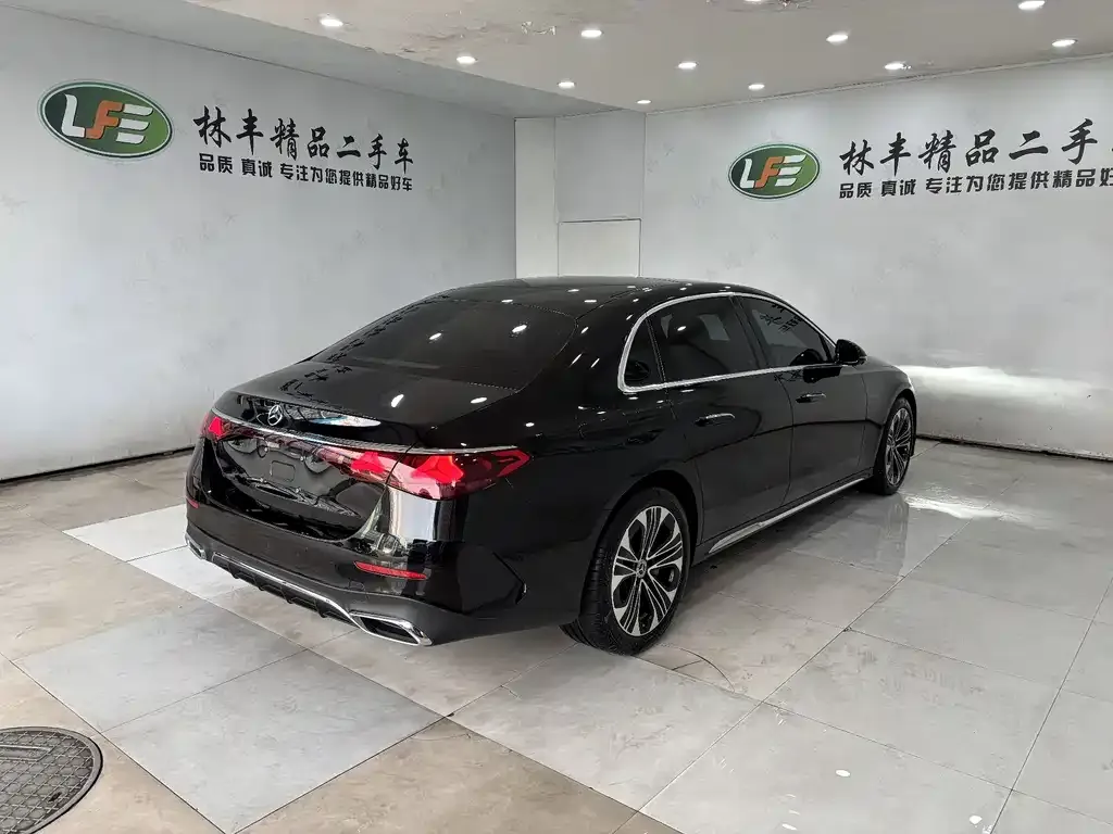 Mercedes-Benz E-Class 2025 из CN, фото 4