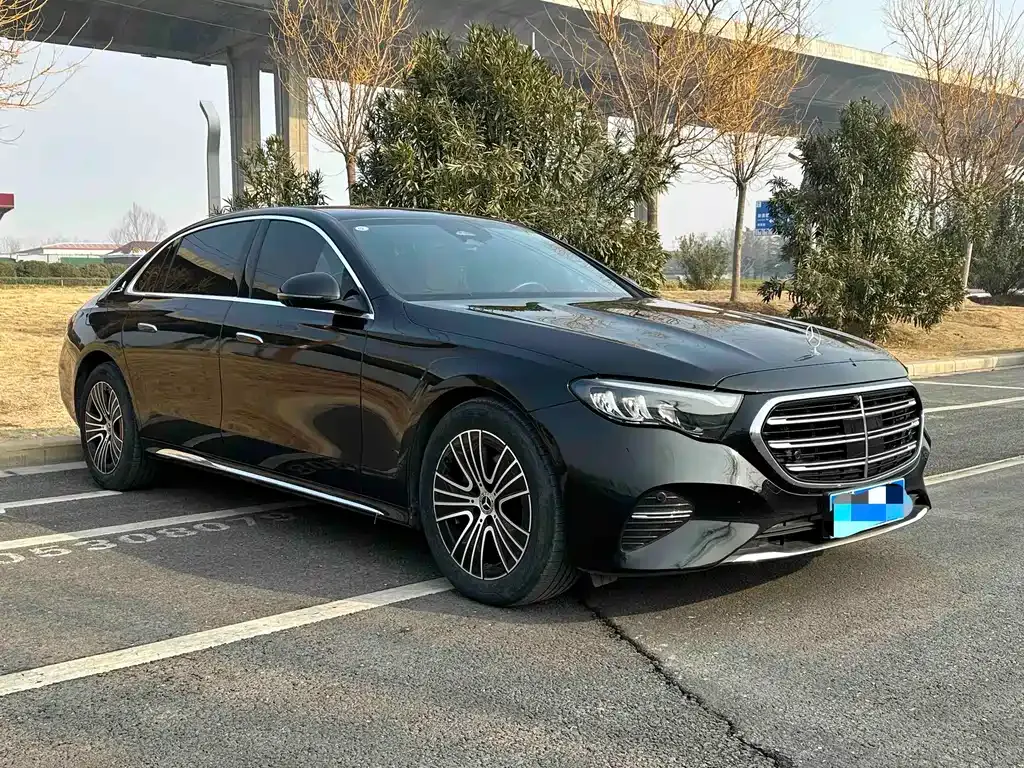 Mercedes-Benz E-Class 2023 из CN, фото 10