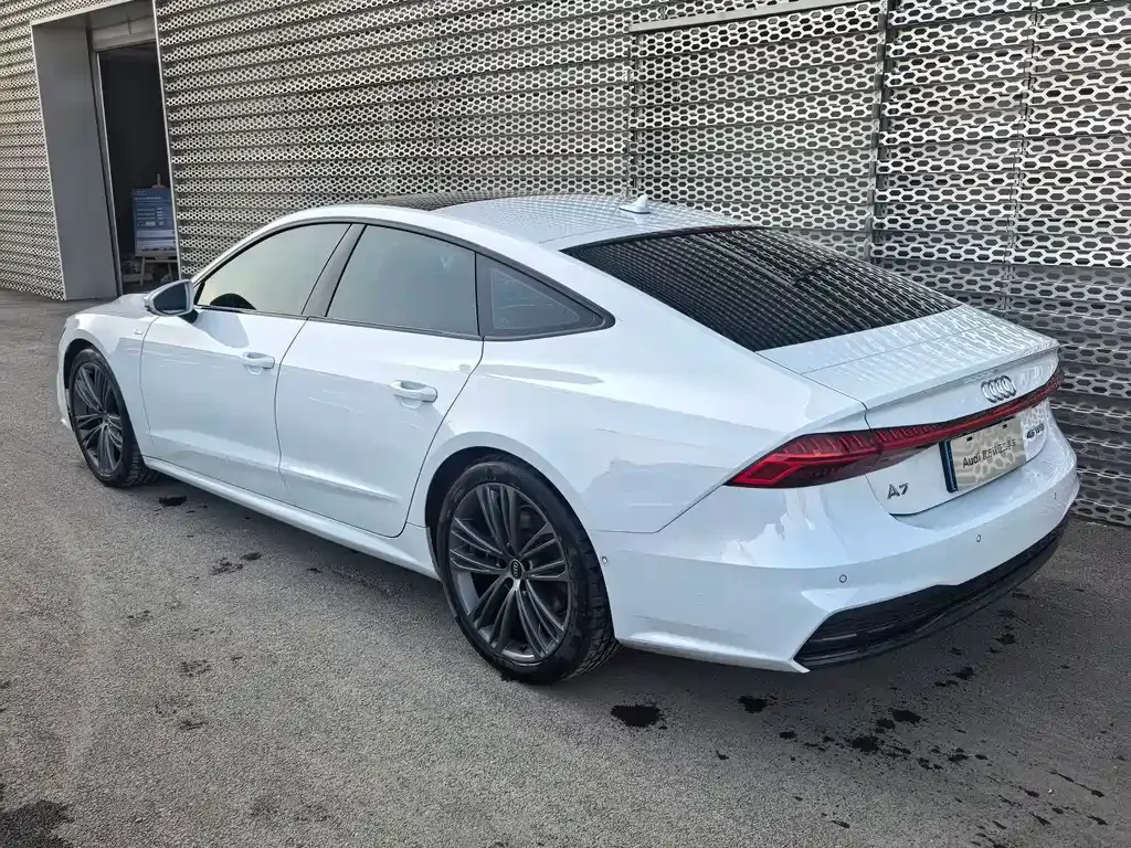 Audi A7 2025 из CN, фото 7