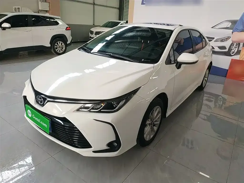 Toyota Corolla 2023 из CN, фото 5
