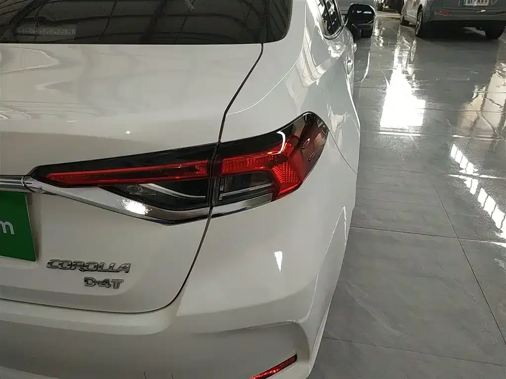 Toyota Corolla 2023 из CN, фото 2