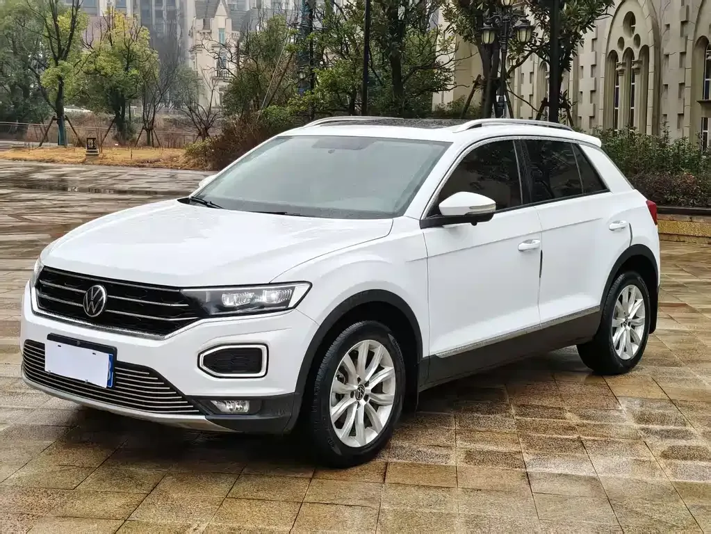 Volkswagen T-Roc 2023 из CN, фото 1