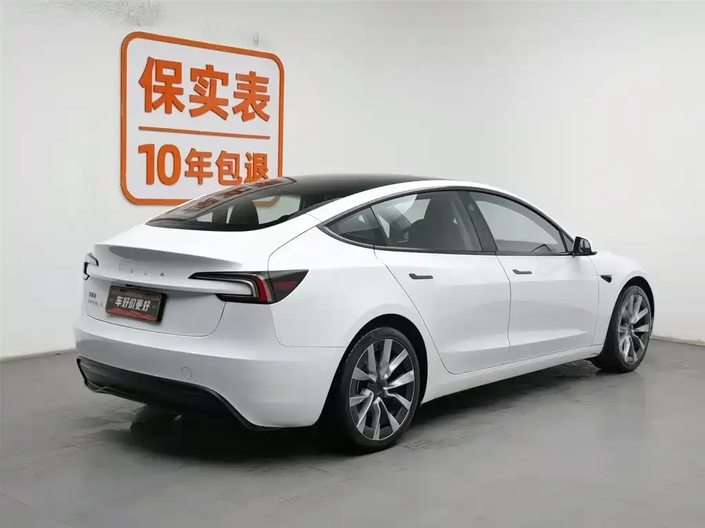 Tesla Model 3 2023 из CN, фото 2