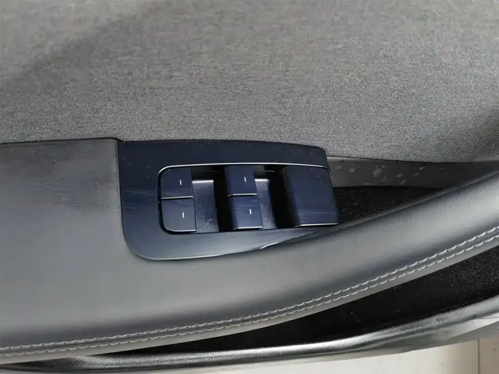 Tesla Model 3 2023 из CN, фото 10