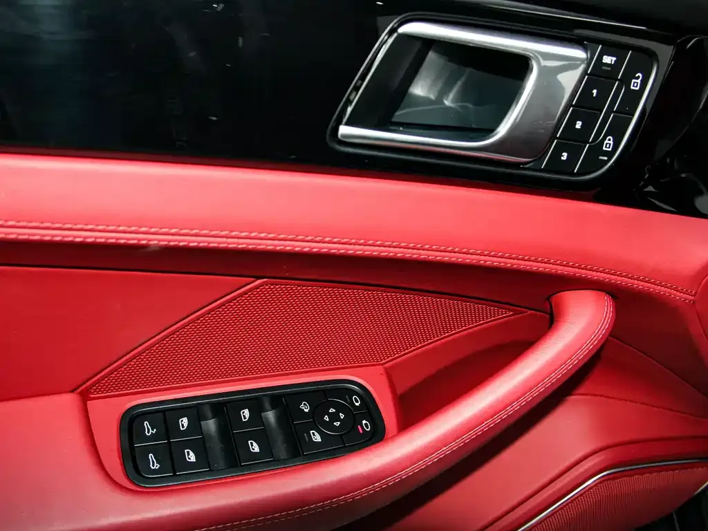 Porsche Panamera 2023 из CN, фото 7