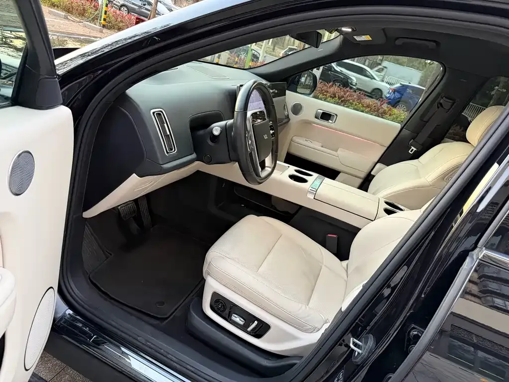 Li Auto L8 2023 из CN, фото 8