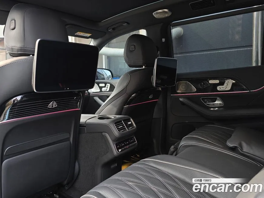 Mercedes-Benz GLS-Class — фото 6
