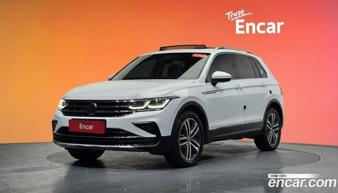 Volkswagen Tiguan — фото 1