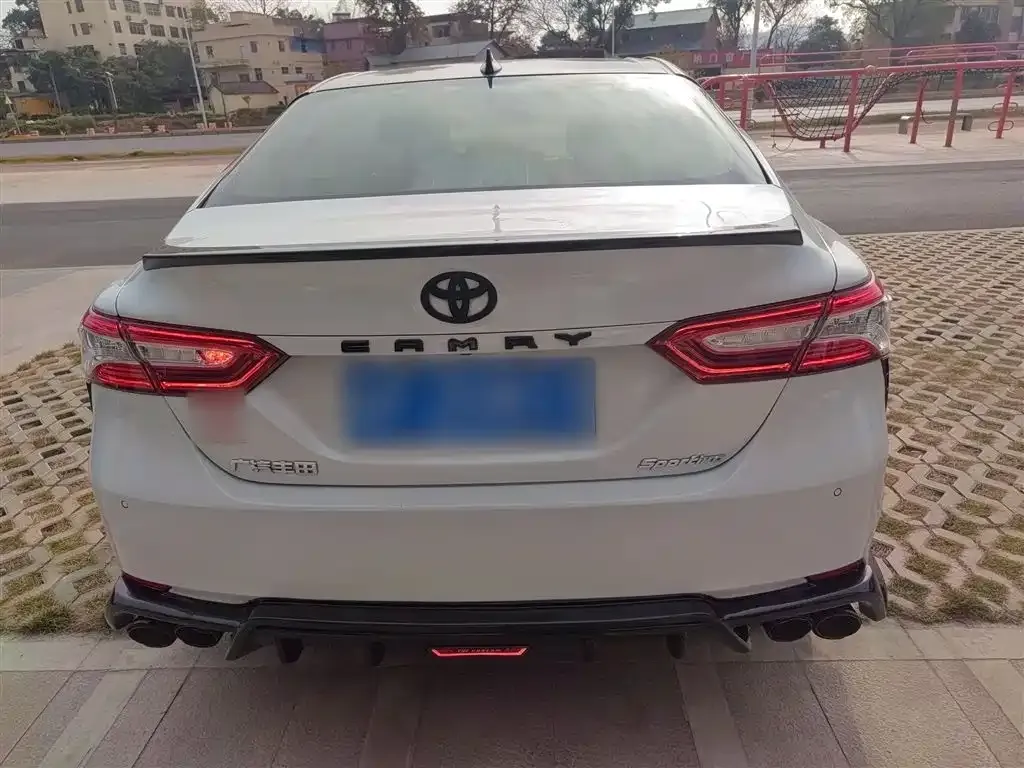 Toyota Camry 2022 из CN, фото 4