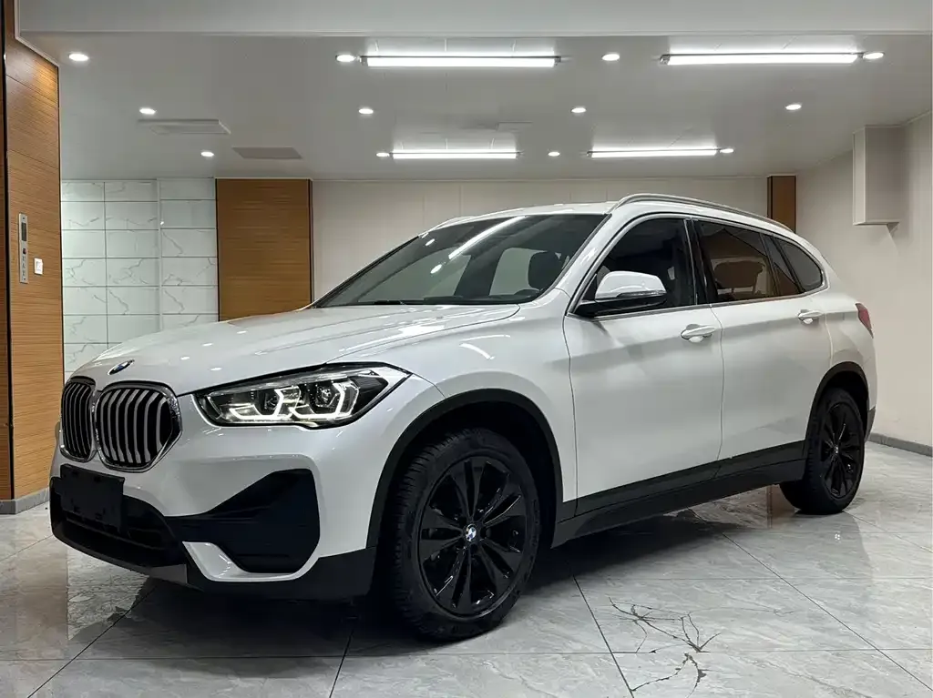 BMW X1 2021 из CN, фото 1