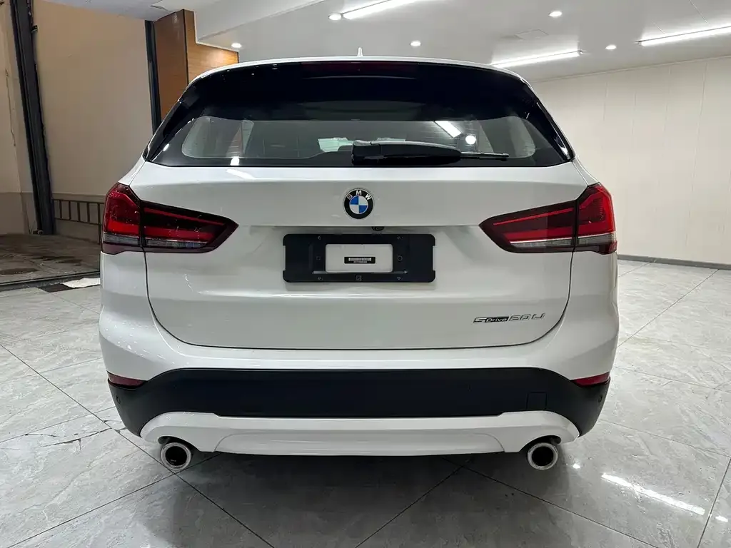 BMW X1 2021 из CN, фото 3