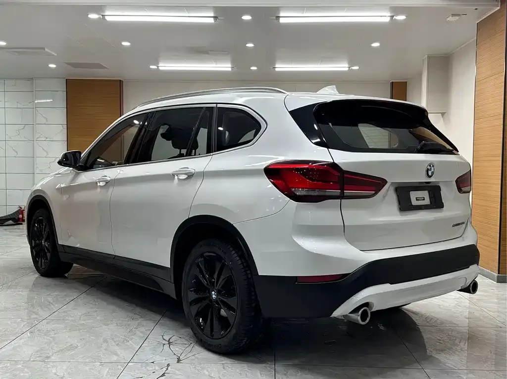 BMW X1 2021 из CN, фото 4