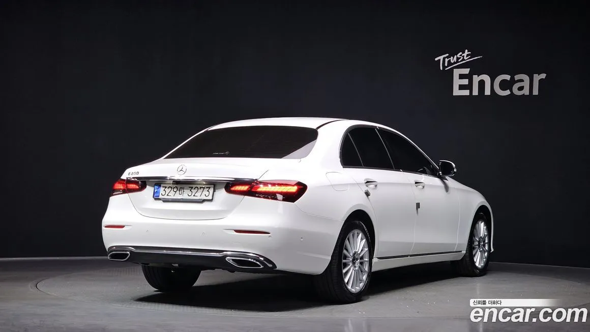 Mercedes-Benz E-Class 2021 из KR, фото 2