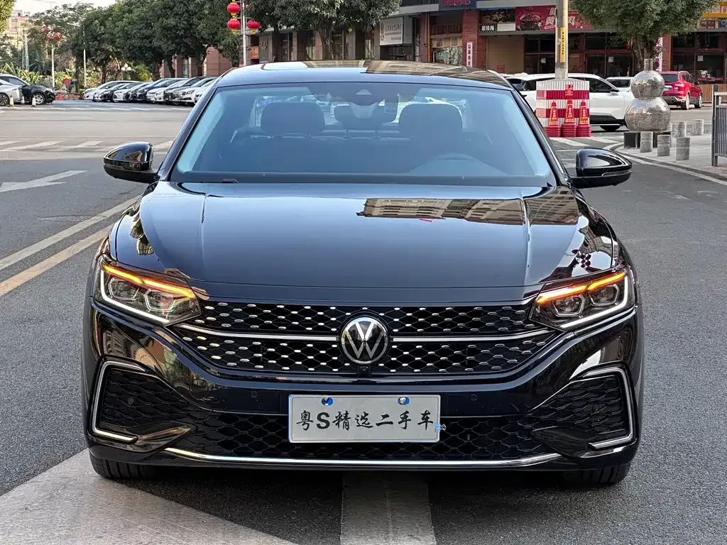 Volkswagen Passat 2024 из CN, фото 7