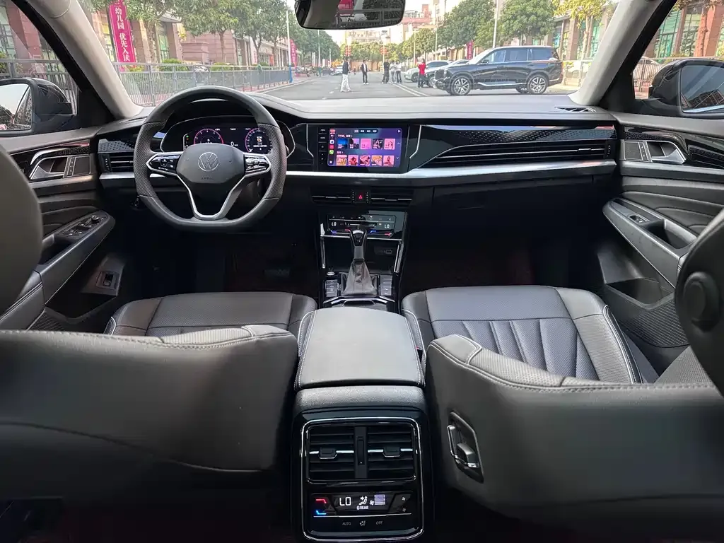 Volkswagen Passat 2024 из CN, фото 6