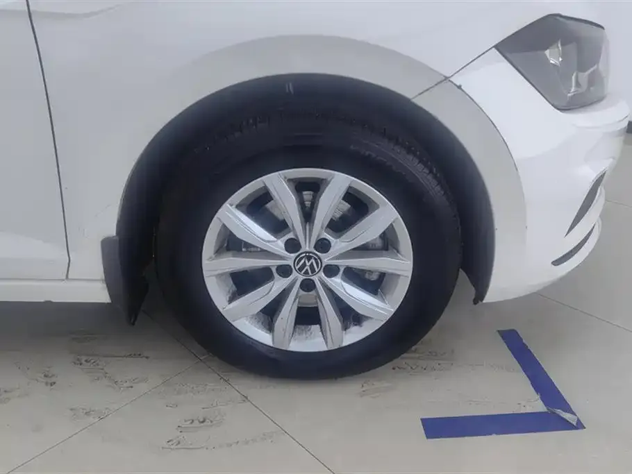 Volkswagen Polo 2023 из CN, фото 8