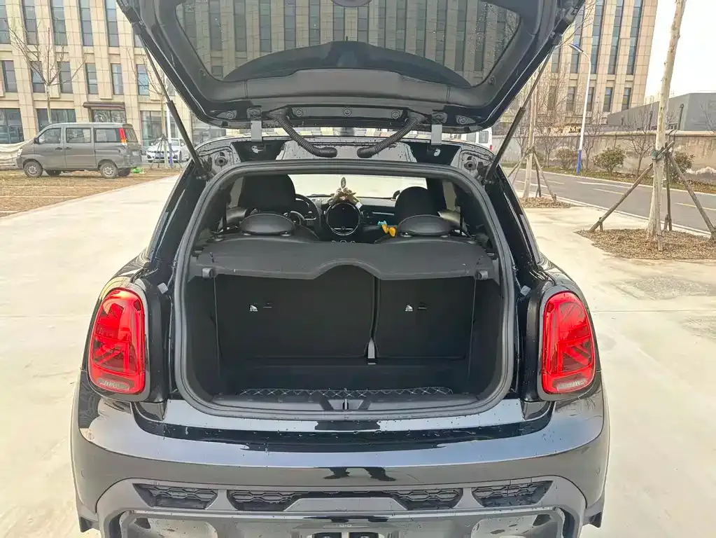 MINI Cooper EV 2024 из CN, фото 10