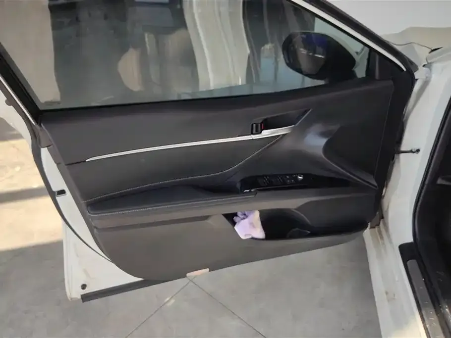 Toyota Camry 2023 из CN, фото 6