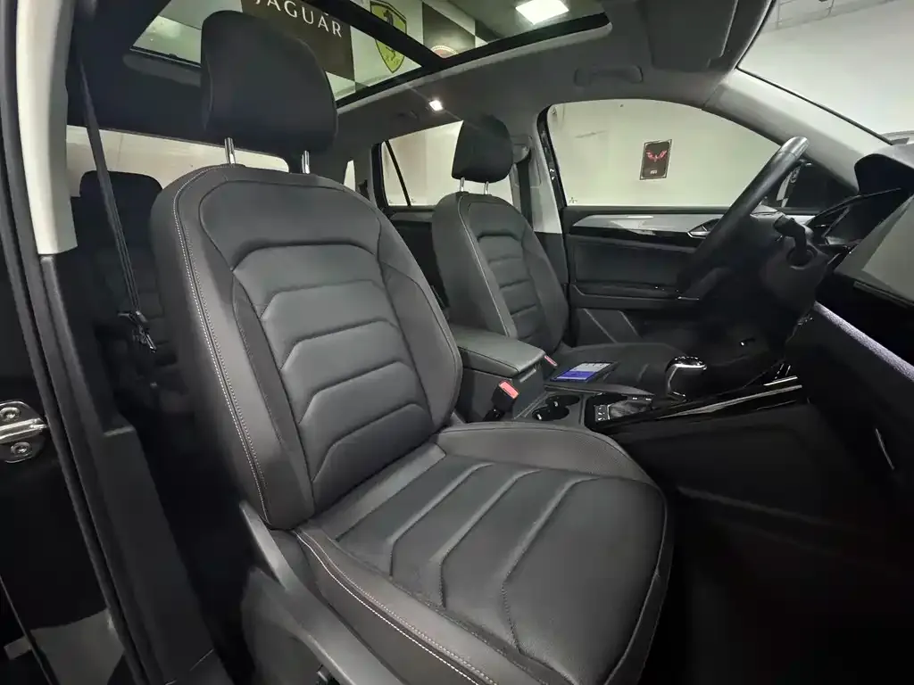 Volkswagen Tayron 2022 из CN, фото 2