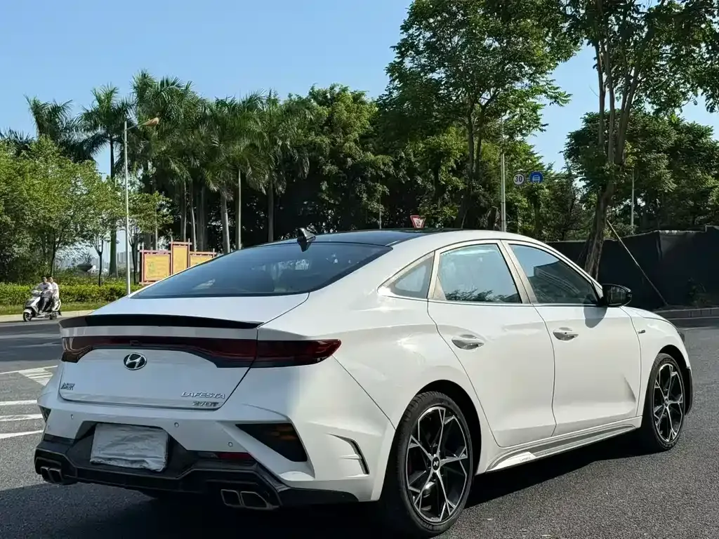 Hyundai Fista 2023 из CN, фото 8