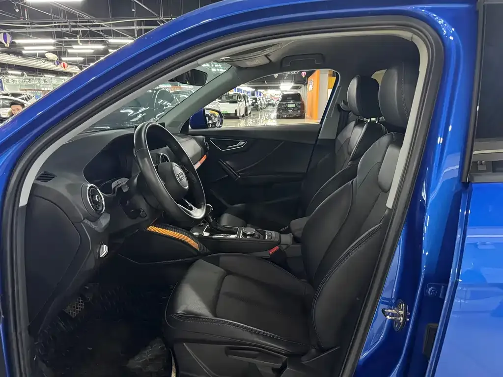 Audi Q2L e-tron 2021 из CN, фото 4