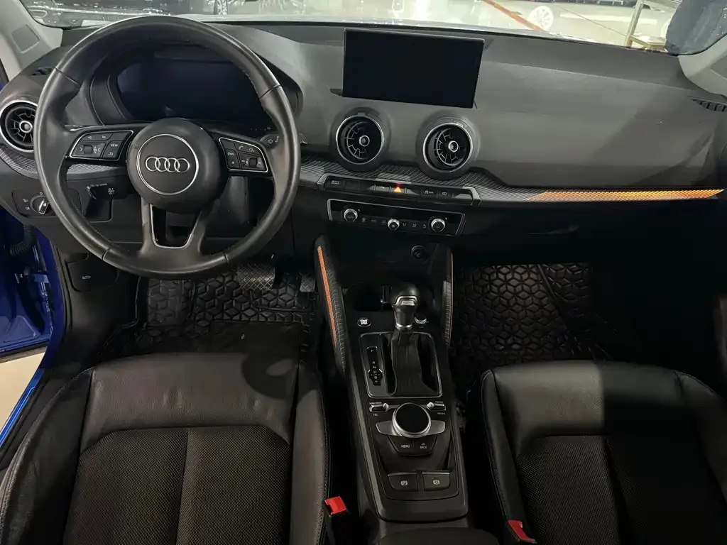 Audi Q2L e-tron 2021 из CN, фото 5