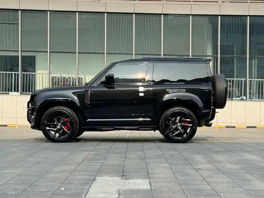 Land Rover Defender 2023 из CN, фото 3