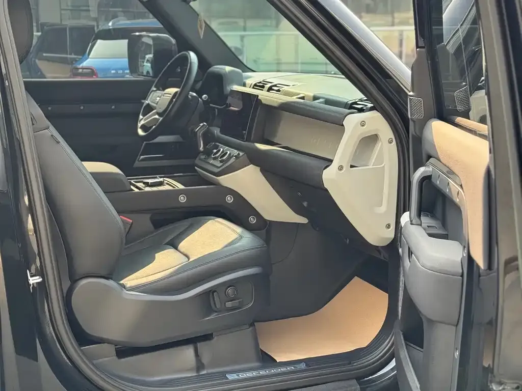 Land Rover Defender 2023 из CN, фото 9