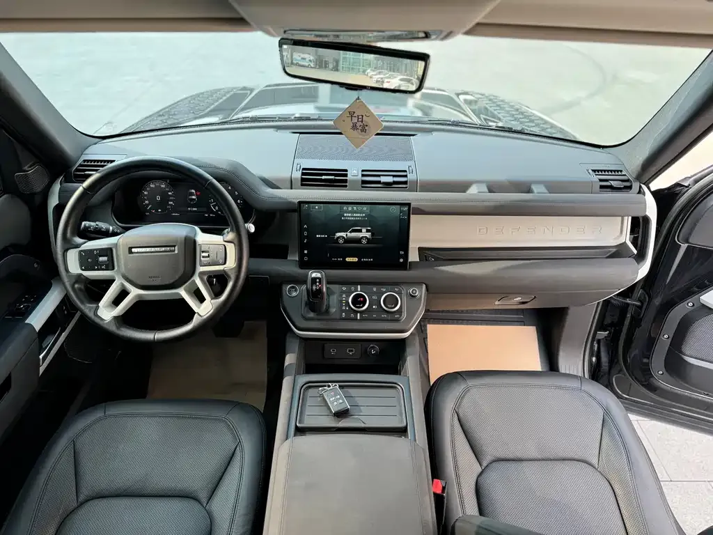 Land Rover Defender 2023 из CN, фото 2