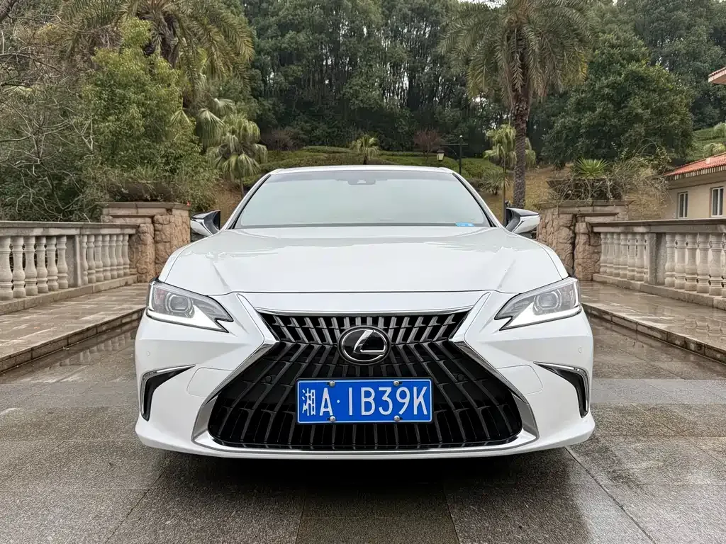 Lexus ES 2024 из CN, фото 10