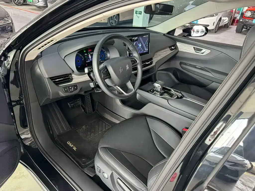 Hyundai Elantra — фото 3