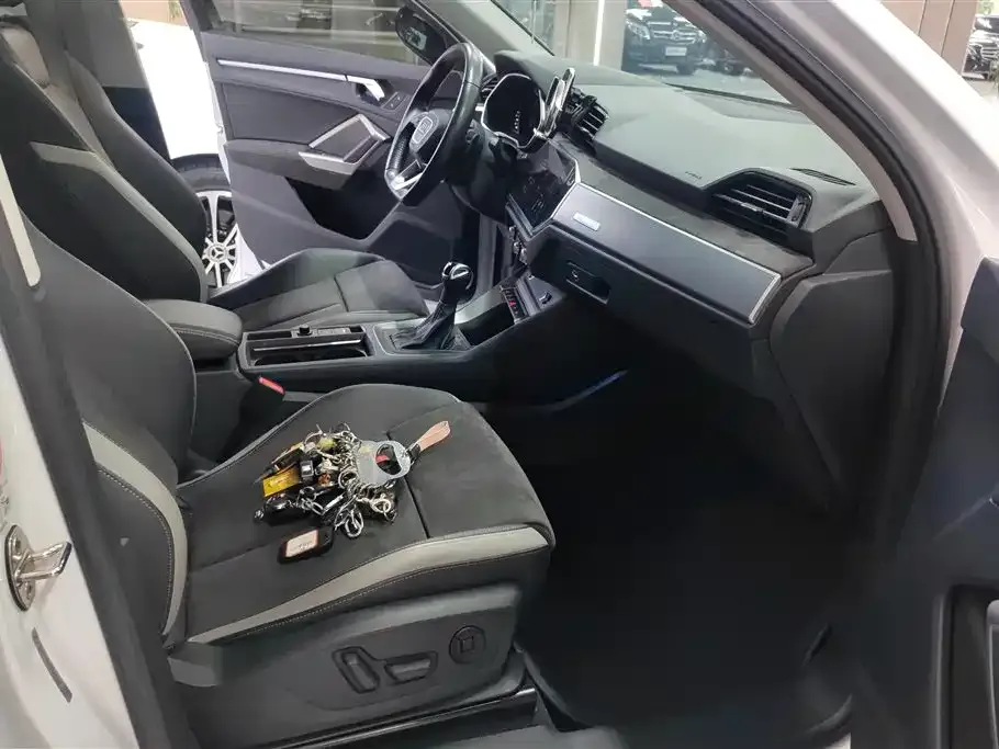 Audi Q3 2022 из CN, фото 5