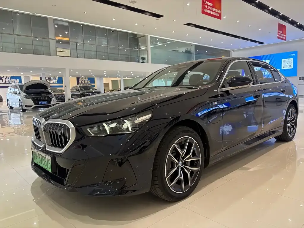 BMW i5 2025 из CN, фото 1