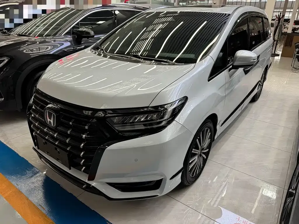 Honda Elysion 2025 из CN, фото 1