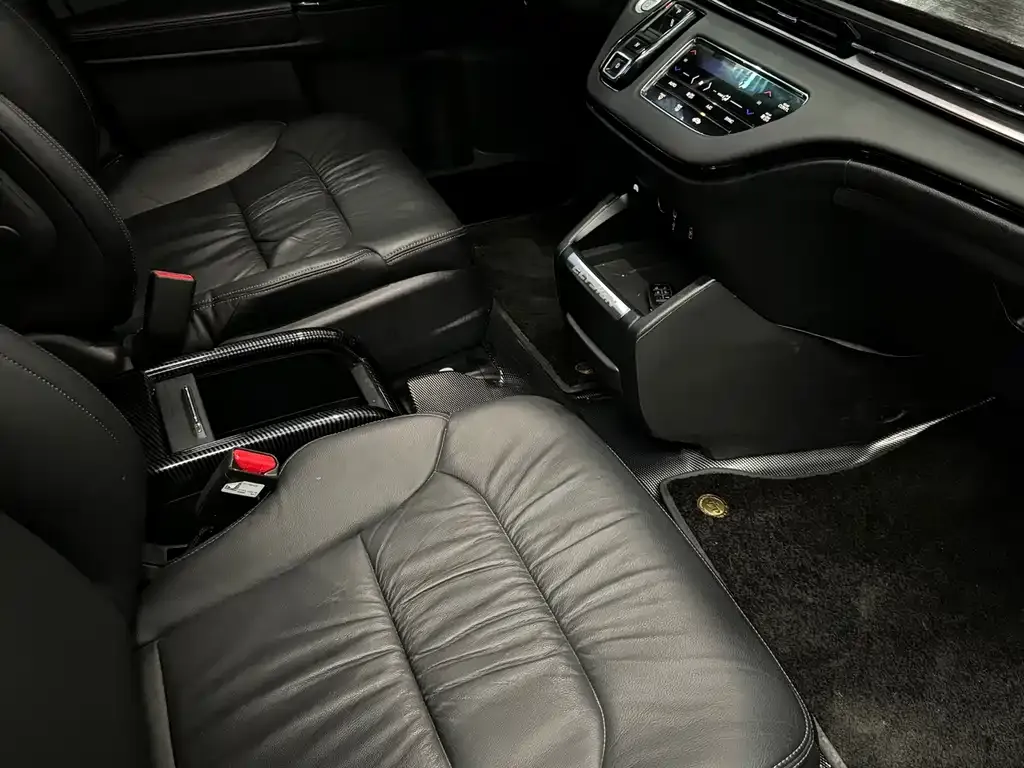 Honda Elysion 2025 из CN, фото 10