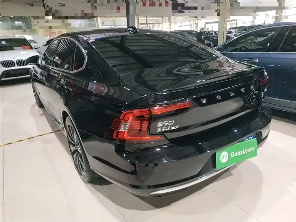 Volvo S90 2024 из CN, фото 2